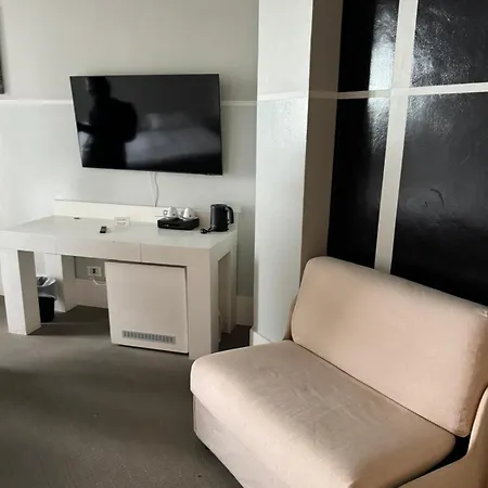 Deluxe Family - Balcony, Sea View, Private מלון 4*