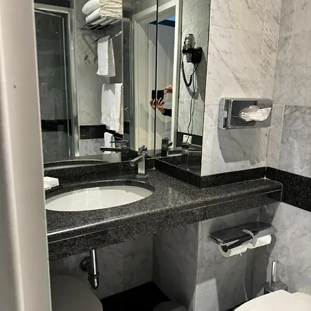 Deluxe Family - Balcony, Sea View, Private מלון פורטופינו