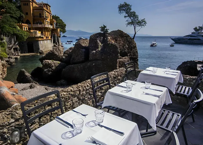 Deluxe Family - Balcony, Sea View, Private Hotel