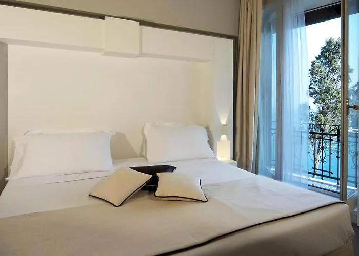 Hotel Deluxe Family - Balcony, Sea View, Private Portofino