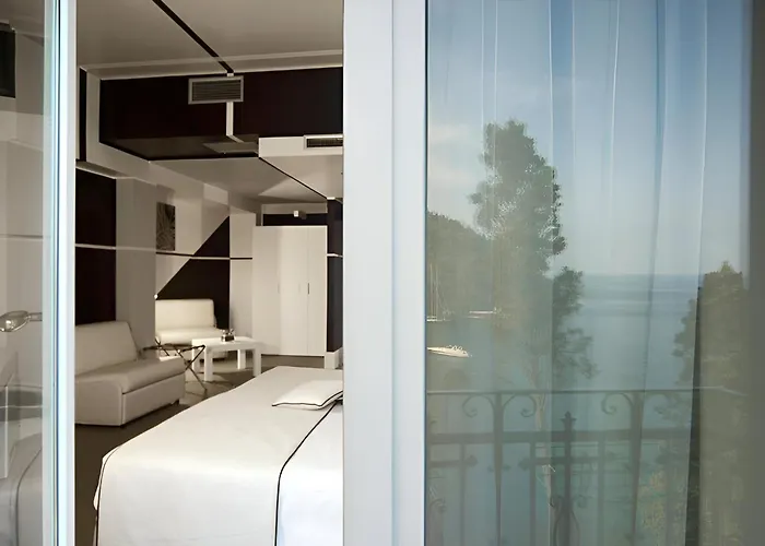 Deluxe Family - Balcony, Sea View, Private Portofino